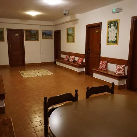 بيت ضيافة Osrodek Wczasowy Jodelka زافوية